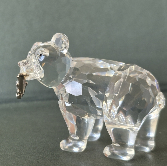 Swarovski Grizzlie Bear With Salmon In His Mouth RETIRED - Picture 3 of 6